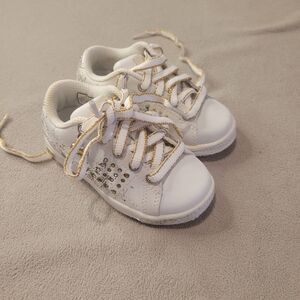 Red by Marc Ecko Shoes White Gold Sneackers Toddler Size 6